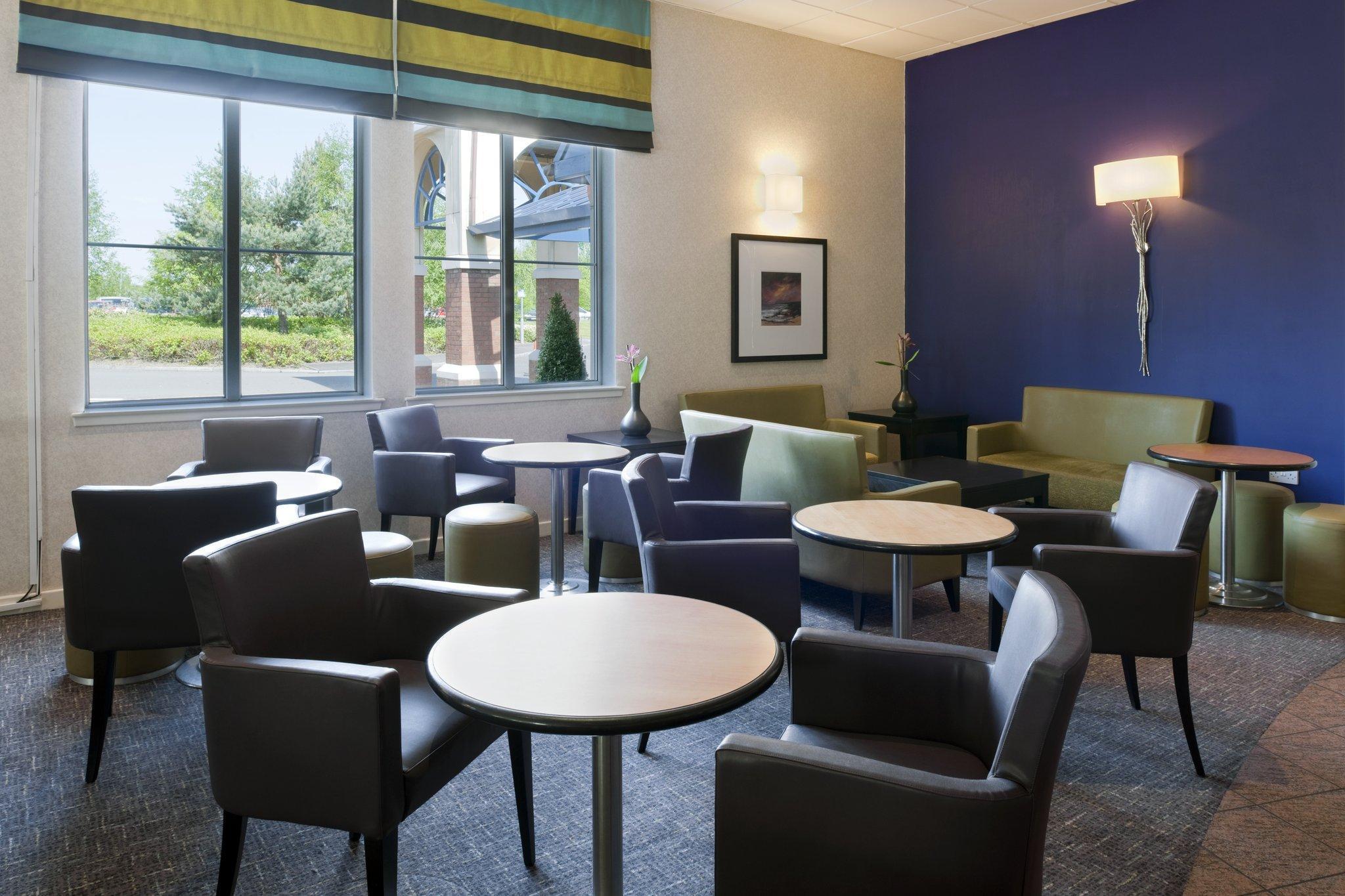Holiday Inn Express Strathclyde Park M74, Jct 5 By Ihg Motherwell Exterior foto