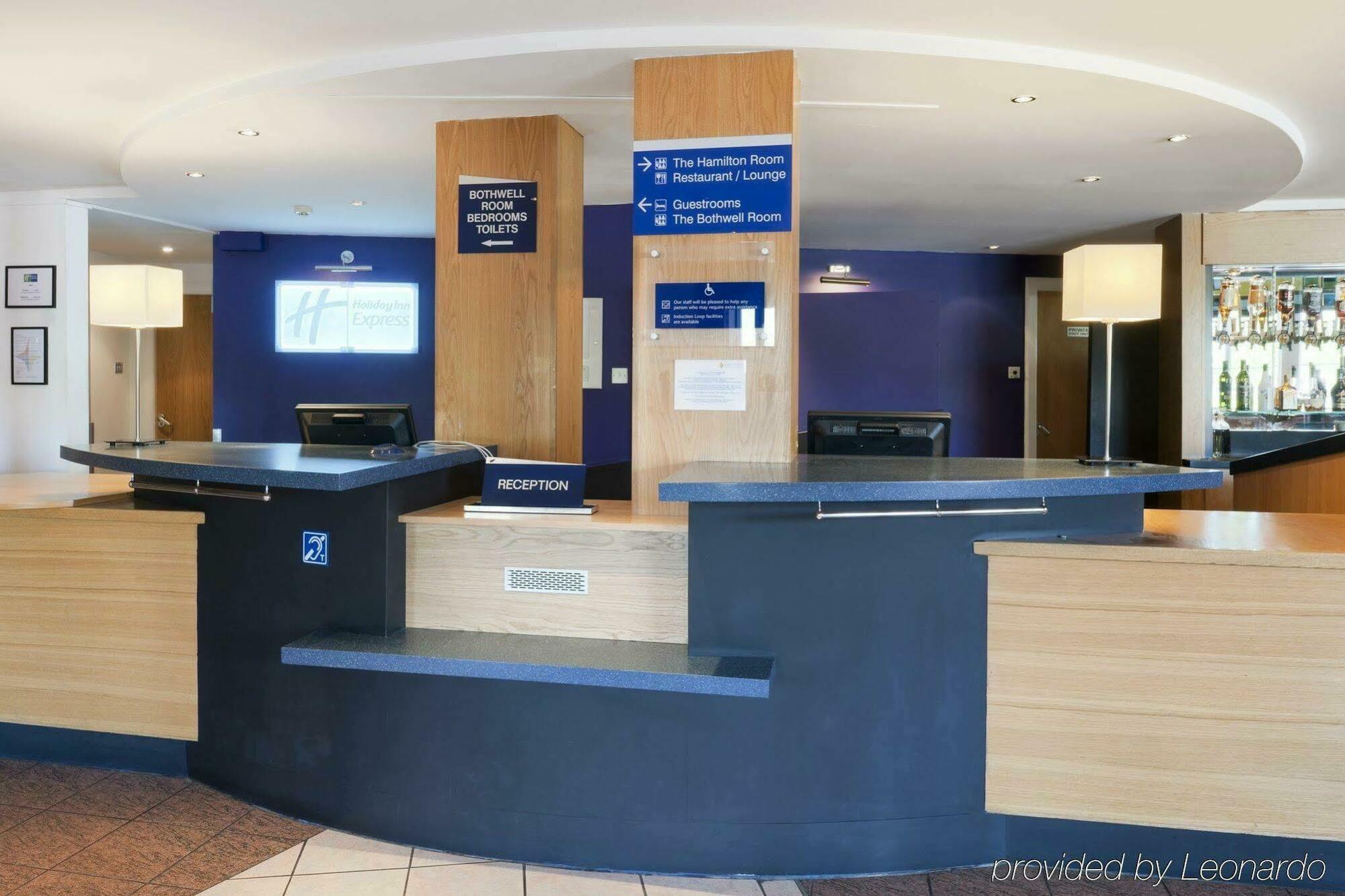 Holiday Inn Express Strathclyde Park M74, Jct 5 By Ihg Motherwell Exterior foto